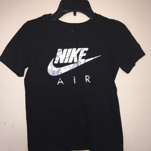 NIKE KIDS SHIRT